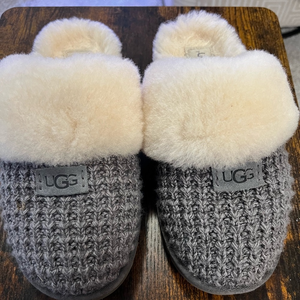 Uggs cozy slippers (hard bottom)